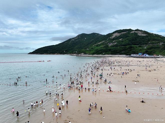连岛和在海一方哪个好玩？连岛沙滩还是海边公园？周末去哪更合适！